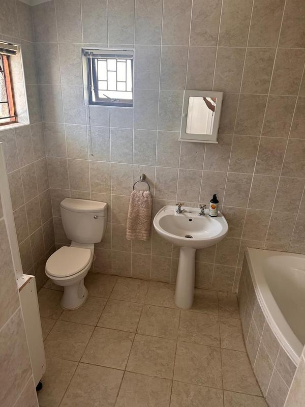 4 Bedroom Property for Sale in Fish Hoek Western Cape